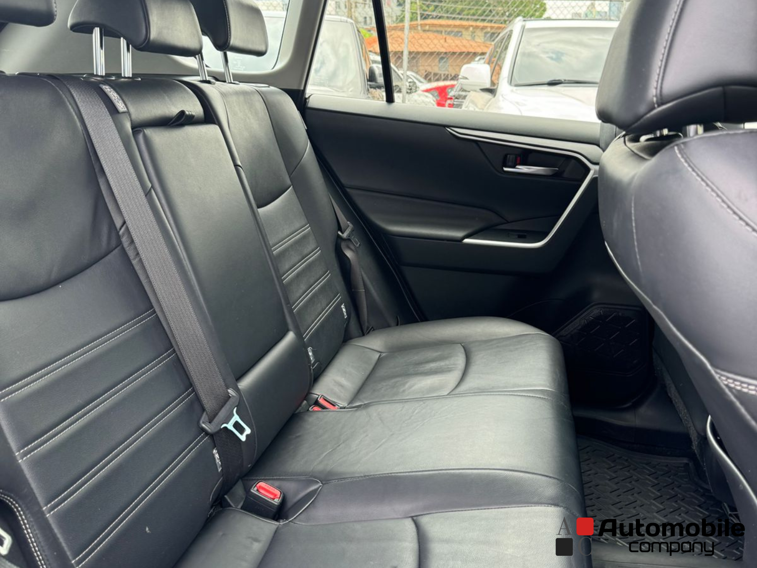TOYOTA RAV4 2019