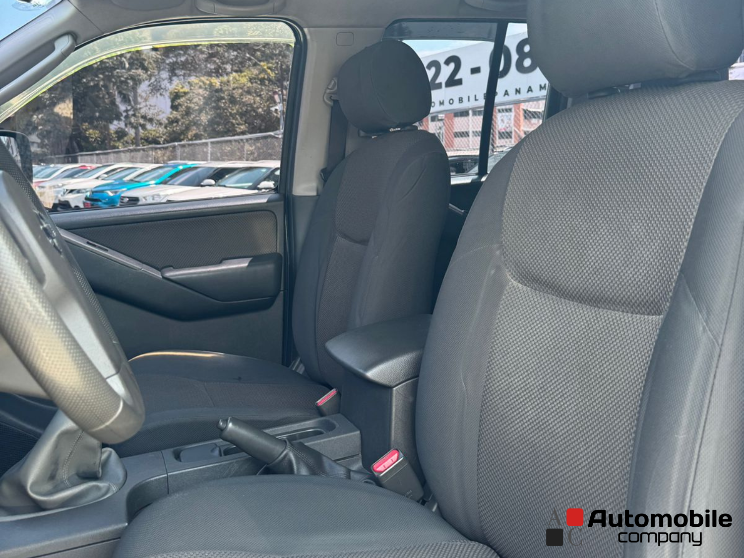 NISSAN NAVARA 2013