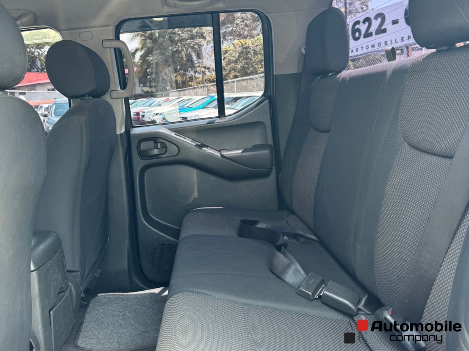 NISSAN NAVARA 2013