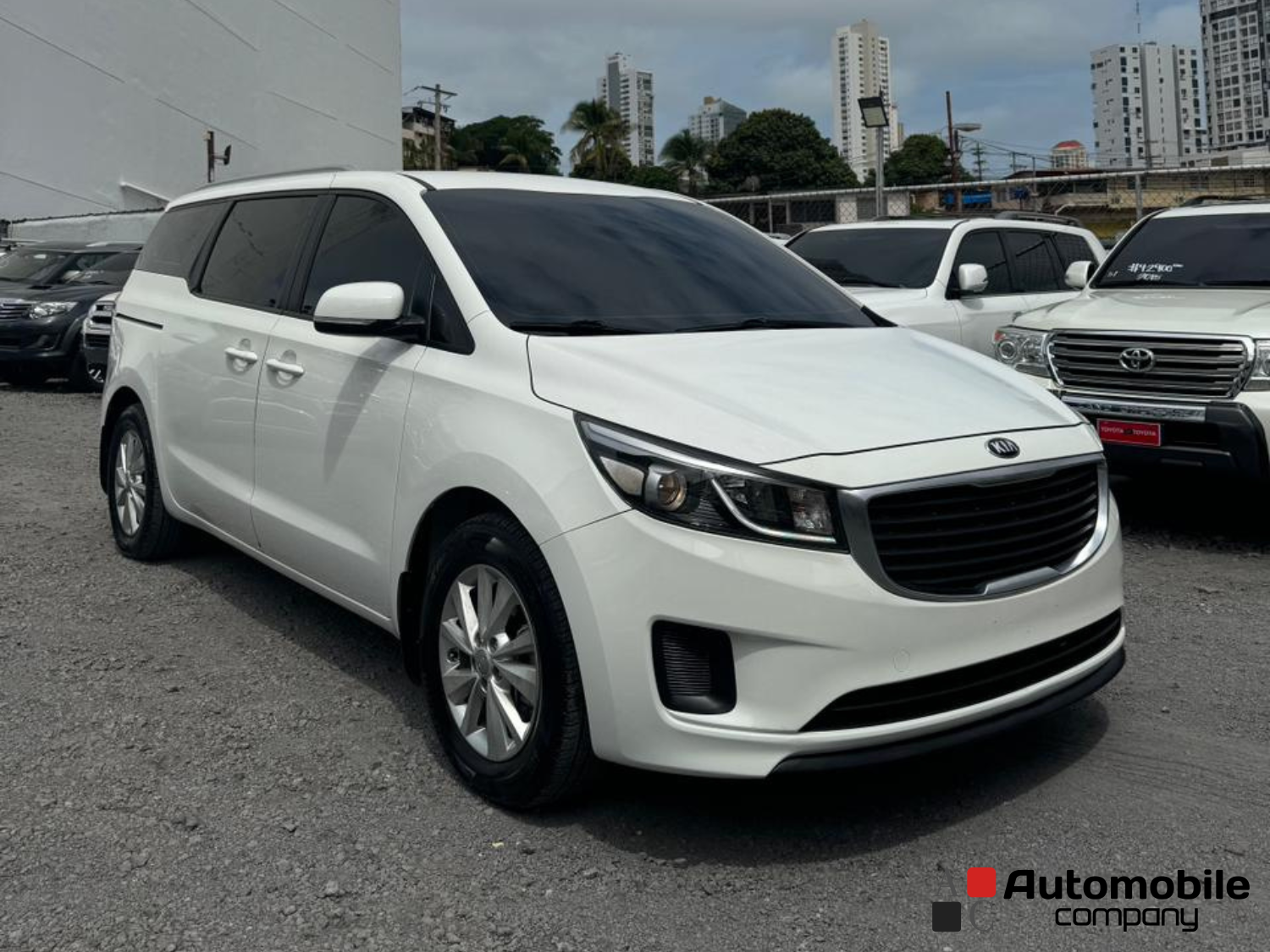 KIA CARNIVAL 2018