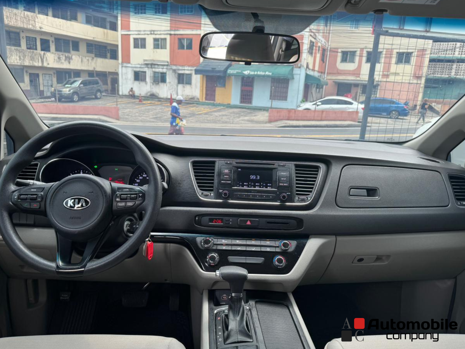KIA CARNIVAL 2018