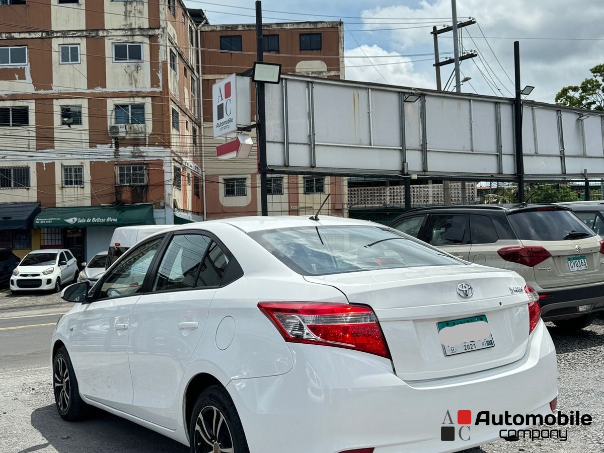 TOYOTA YARIS 2014