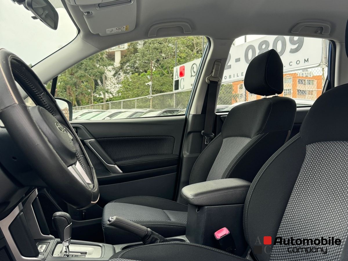 SUBARU FORESTER AWD 2017