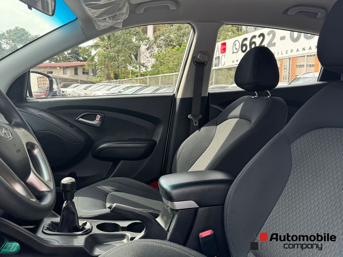 HYUNDAI TUCSON 2013