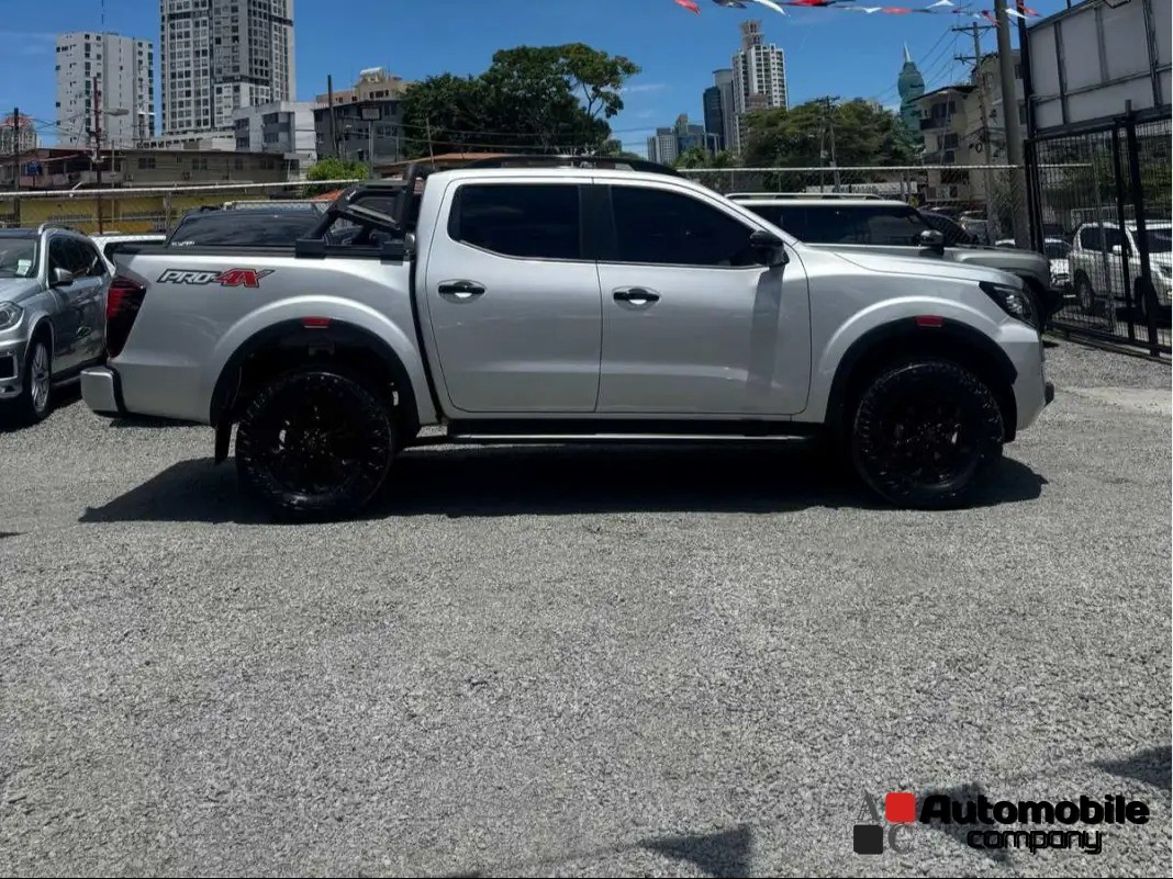NISSAN FRONTIER 2023