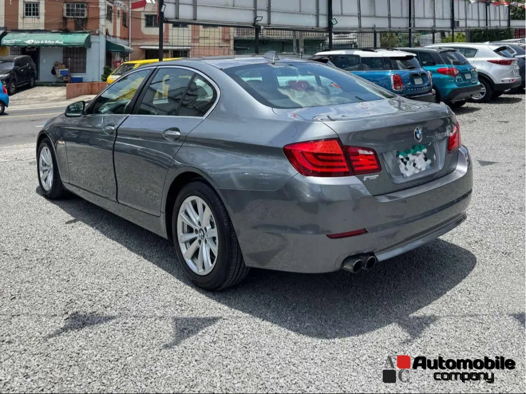 BMW 523I 2012