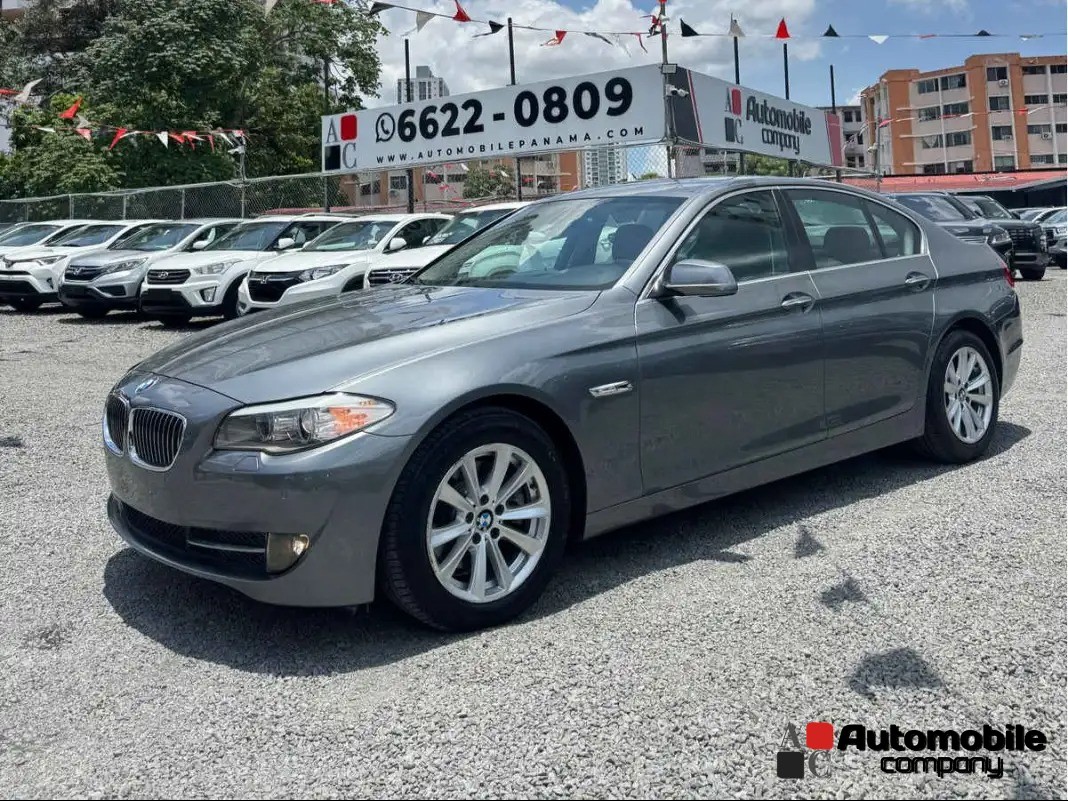 BMW 523I 2012