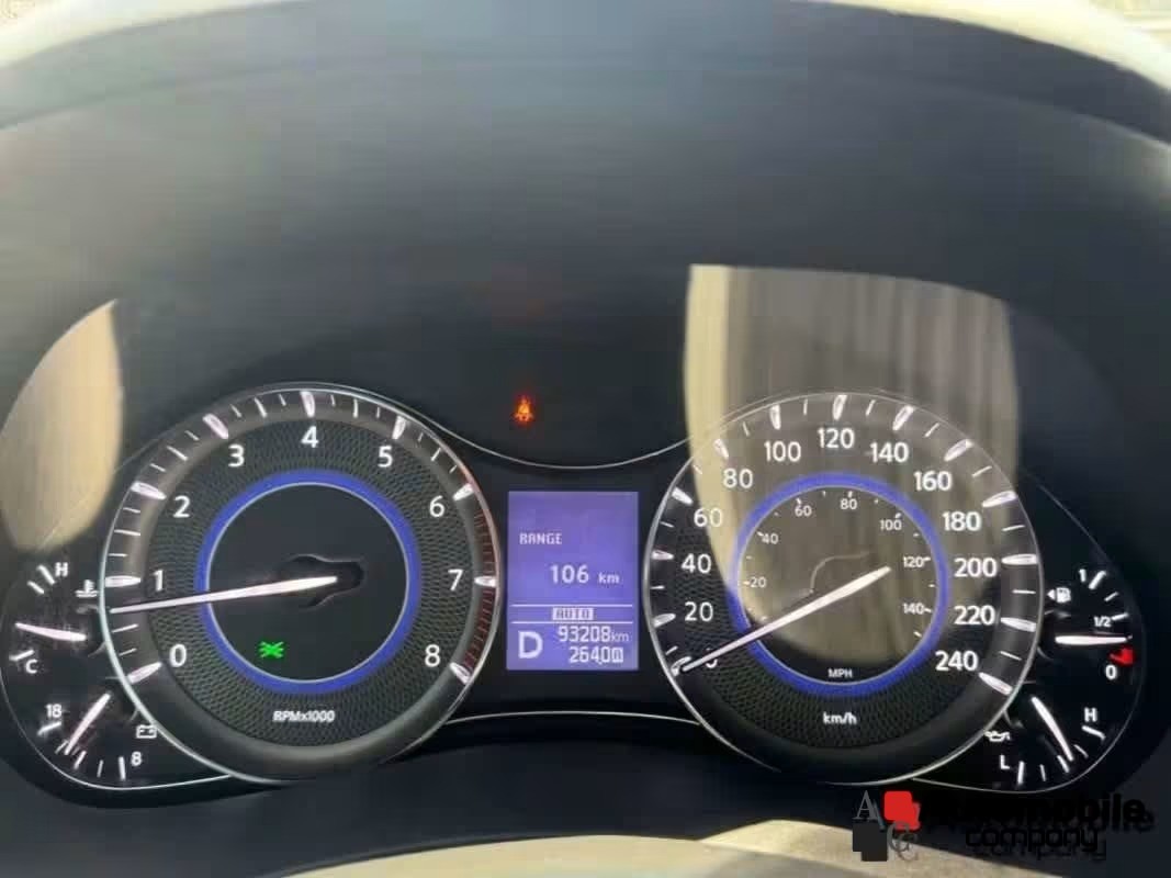 INFINITI QX80 2015