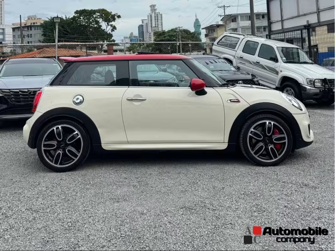 MINI JOHN COOPER WORKS 2018