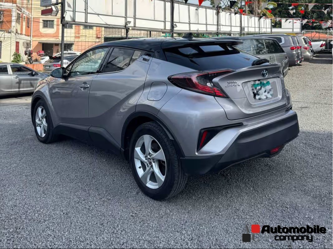 TOYOTA C-HR 2019