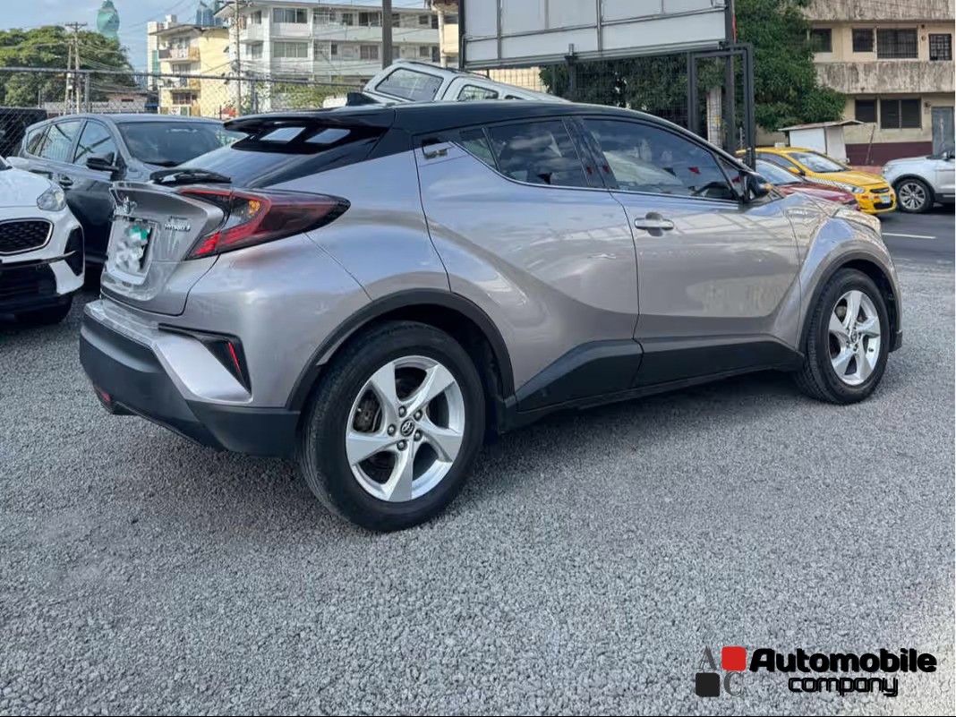 TOYOTA C-HR 2019