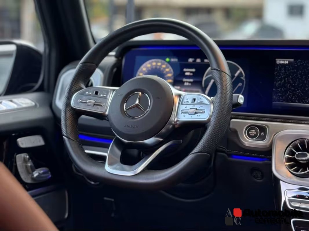 MERCEDES BENZ G 500