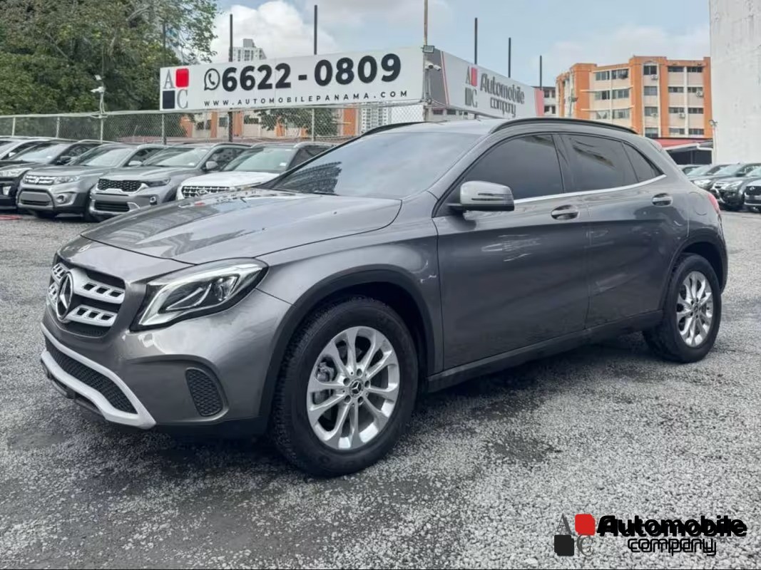 MERCEDES BENZ GLA-CLASS 2019