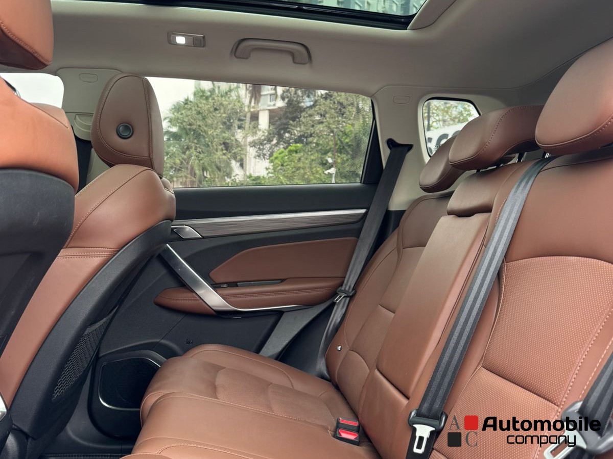 GEELY AZKARRAGA 2023
