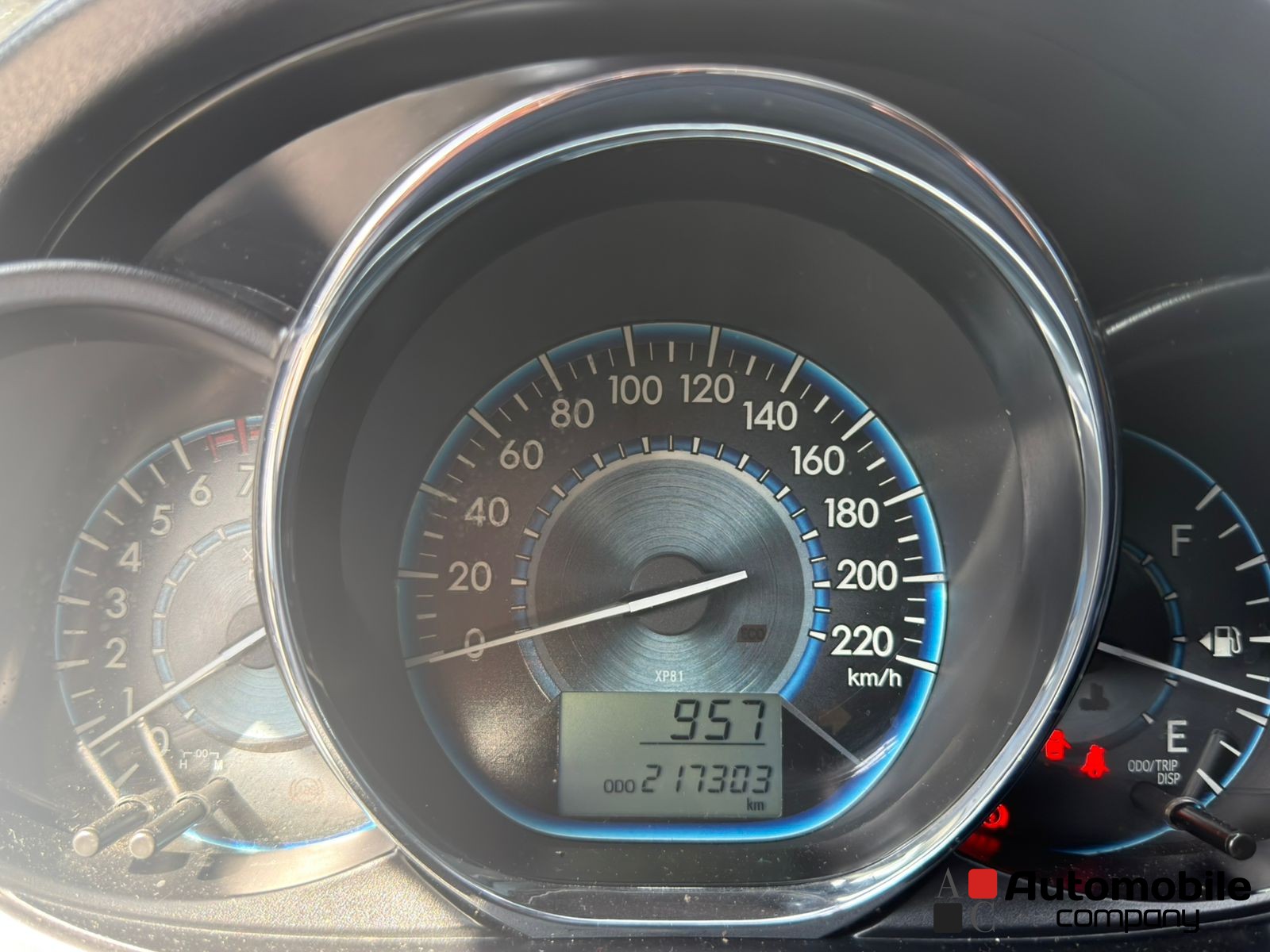 TOYOTA YARIS 2016