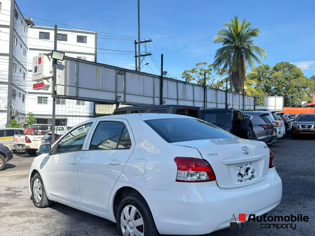 TOYOTA YARIS 2007