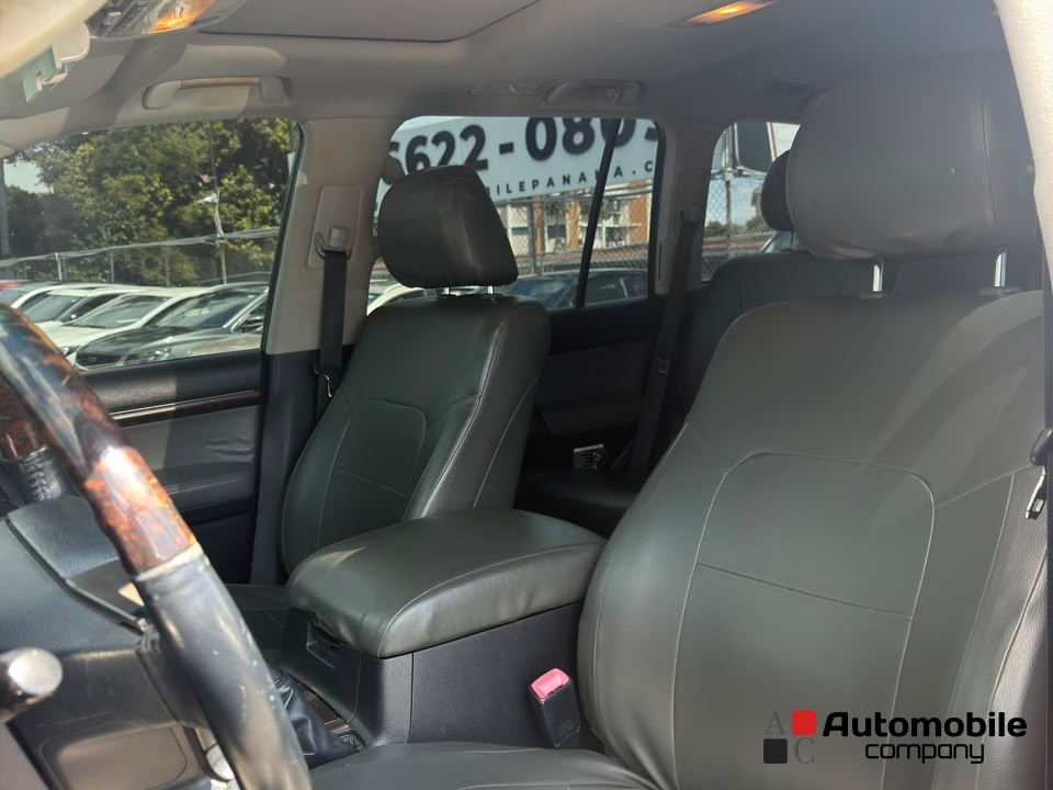 TOYOTA LANDCRUISER 2011