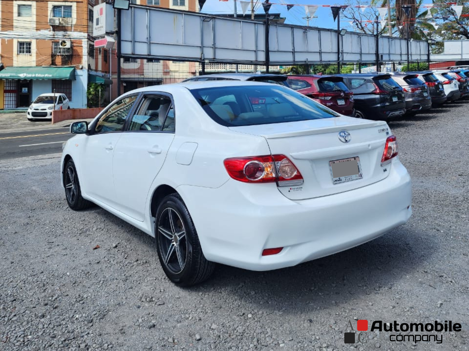TOYOTA COROLLA 2013