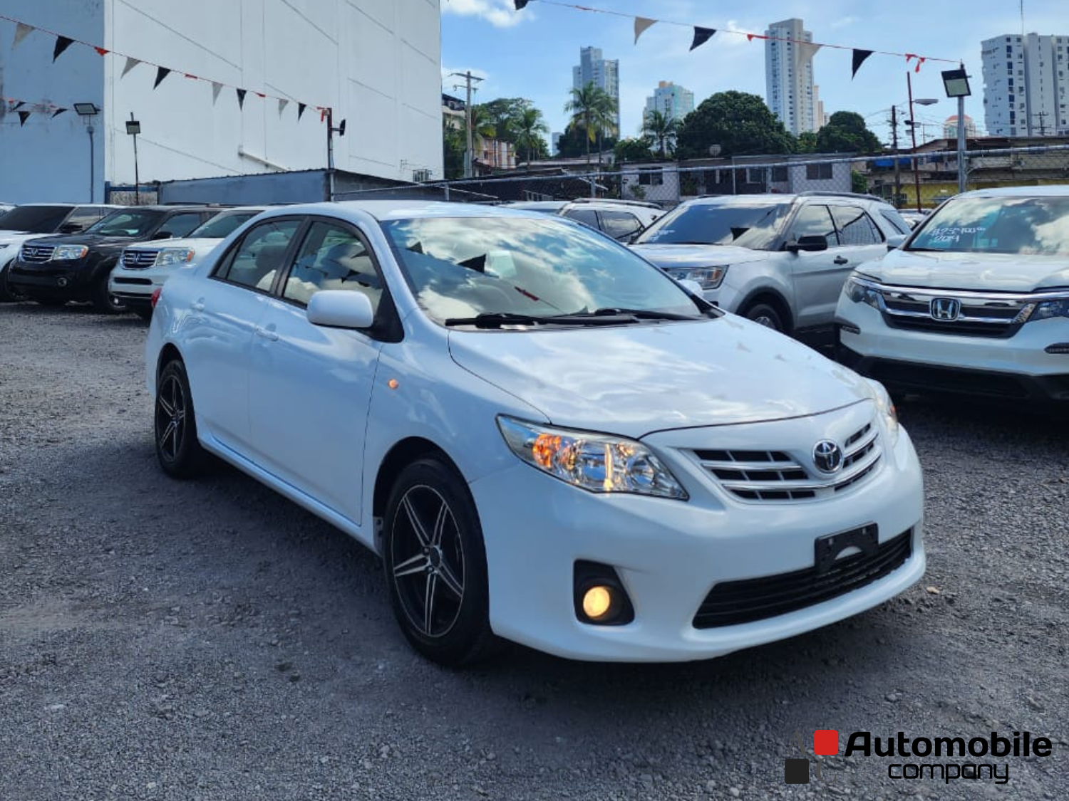 TOYOTA COROLLA 2013