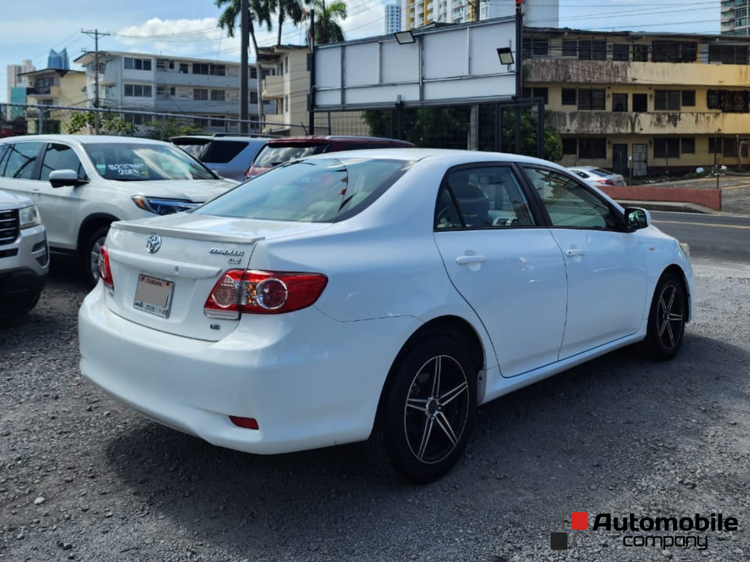 TOYOTA COROLLA 2013