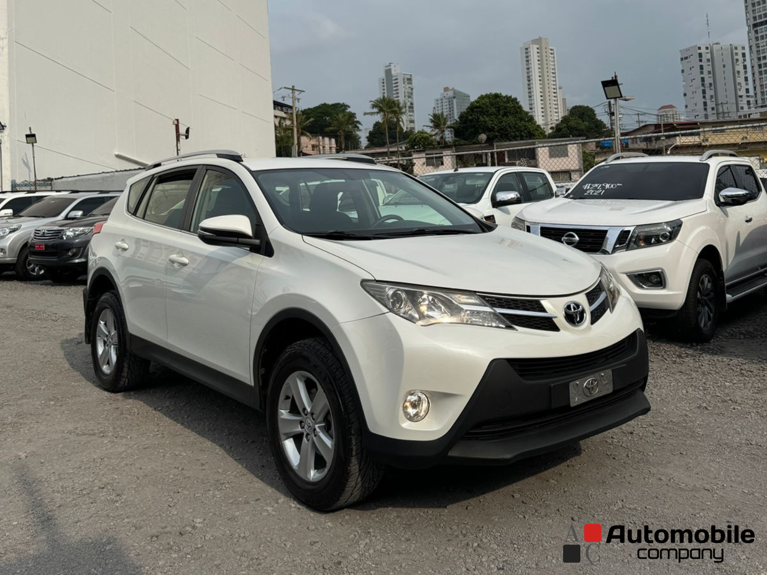 TOYOTA RAV4 2015