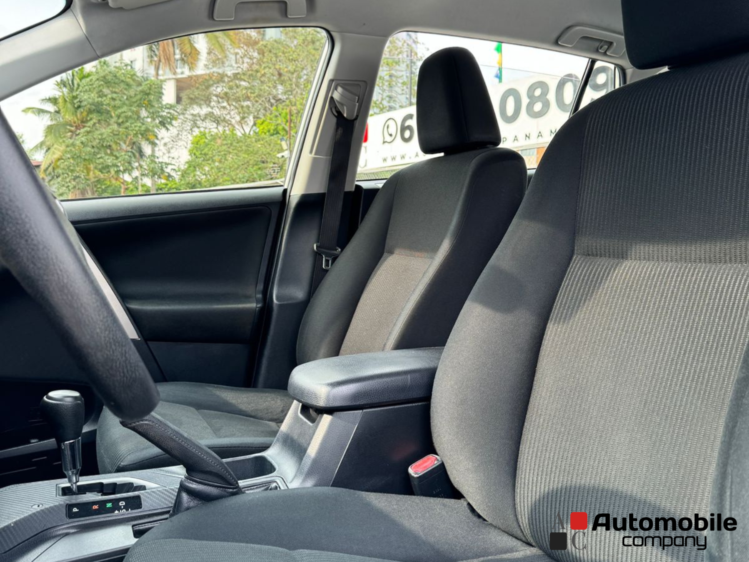 TOYOTA RAV4 2015